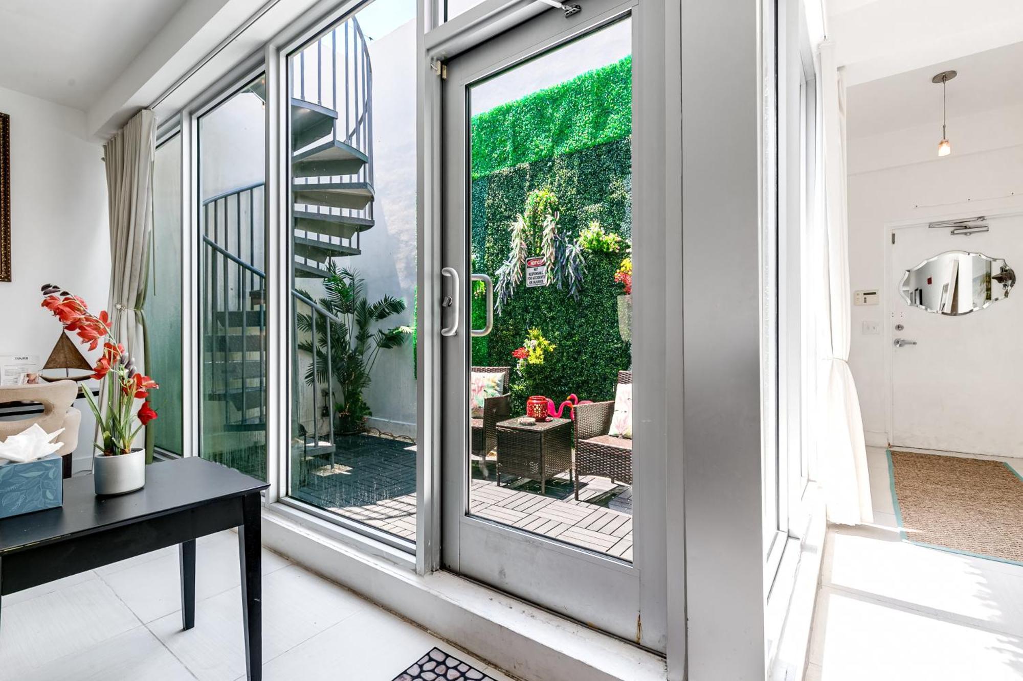 2Bedroom 2Bath Loft Exclusive Rooftop&Jacuzzi,1Block From Beach Miami Beach Ngoại thất bức ảnh